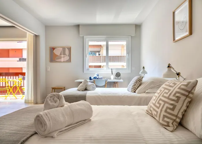 Apartment Evasion Chic Au Centre D Antibes